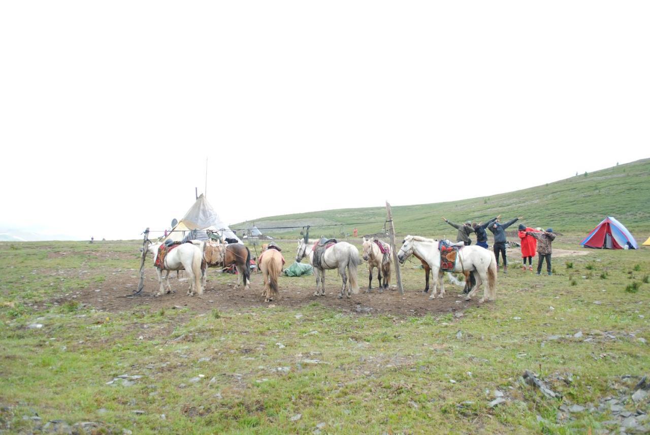 אולן בטור Top Tour & Guesthouse Mongolia מראה חיצוני תמונה