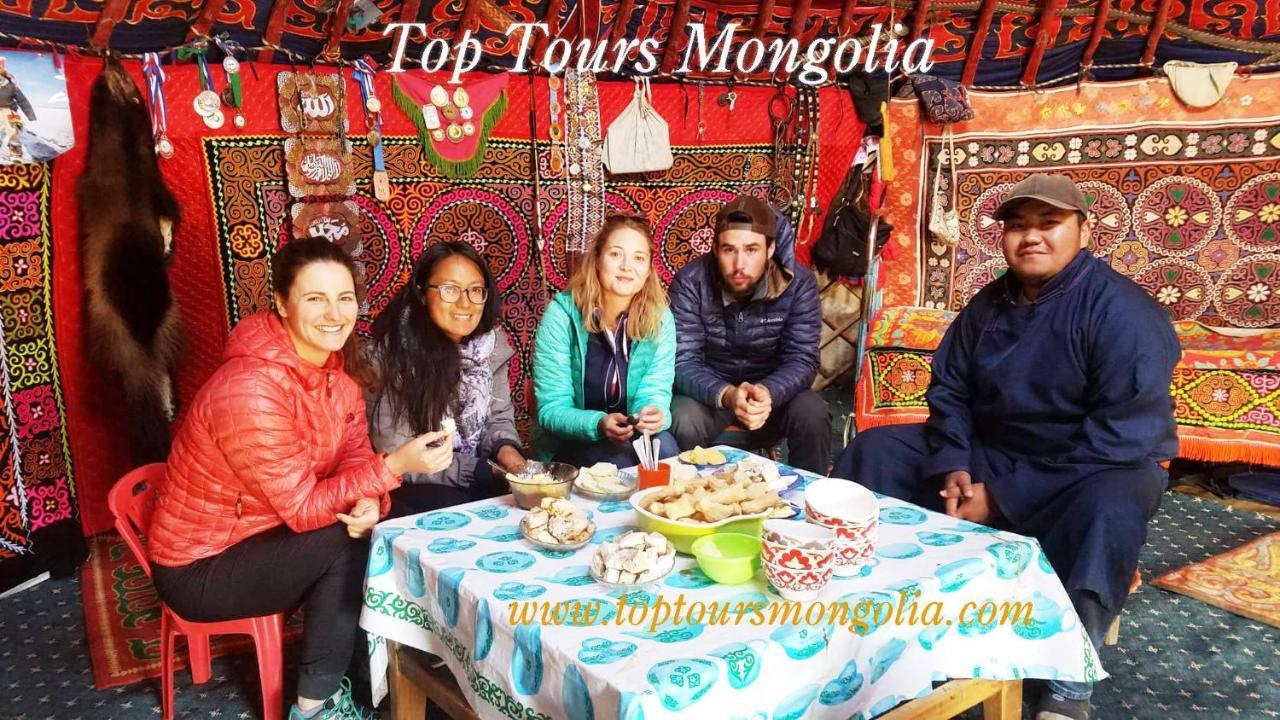 אולן בטור Top Tour & Guesthouse Mongolia מראה חיצוני תמונה